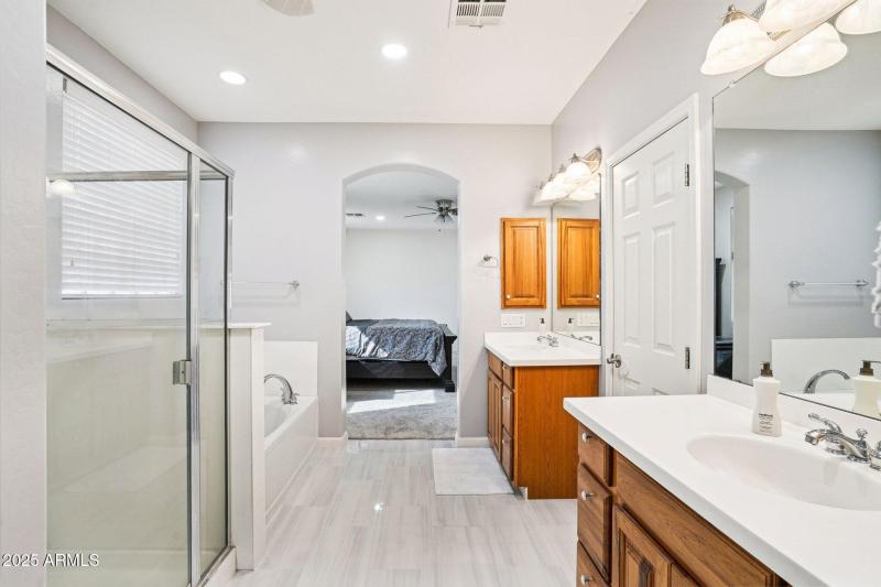 36-web-or-mls-E Navajo Trail-S0711-037