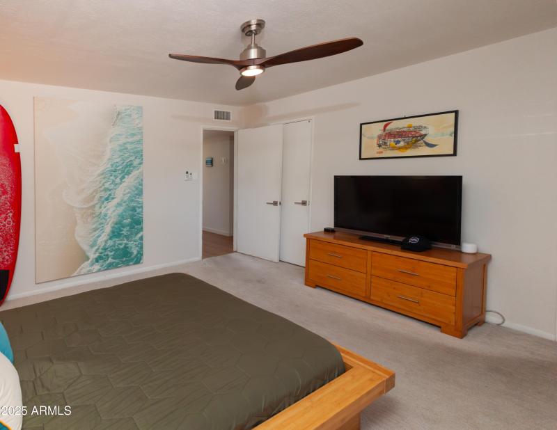 1326EarllDr-Interior-012-web