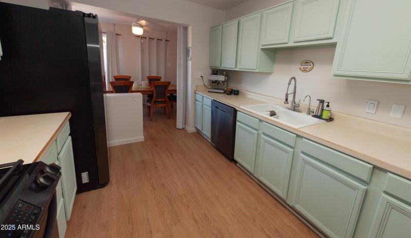 1326EarllDr-Interior-017-web