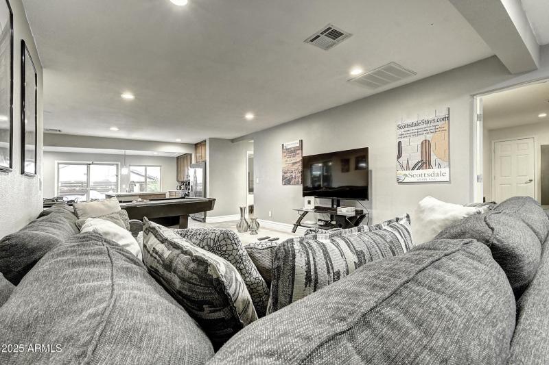 4101 E Nisbet Rd (2)