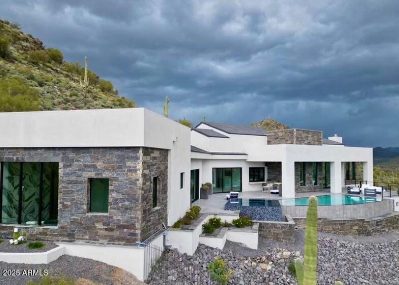 Primary Wing and Pool