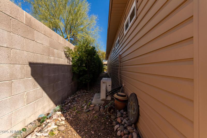 3301 S Goldfield Rd Unit 1017