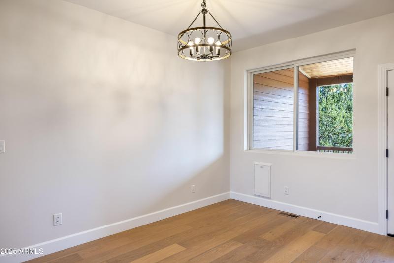 2268RoundaboutCir-HeberOvergaardAZ-16