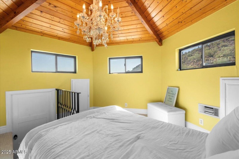 Top level Lookout bedroom