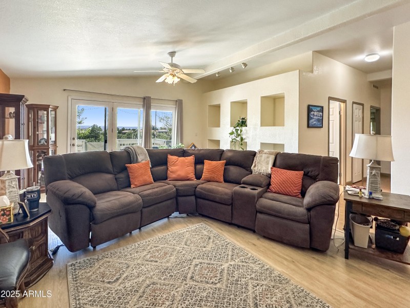 06bc73554ca2abf505f4cc98ef061c562652d35f