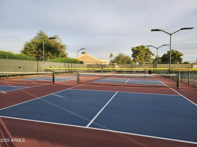Tennis/Pickleball Courts