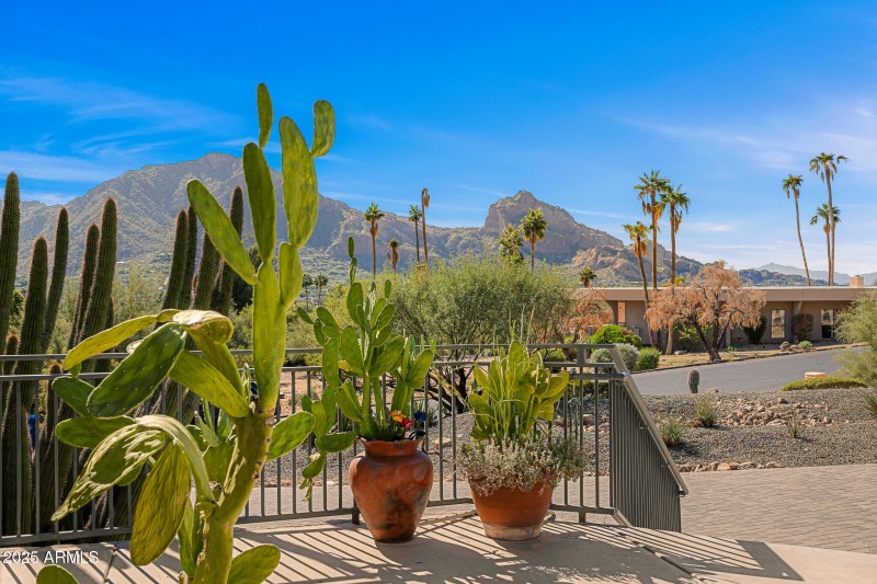 04front porch mountain views