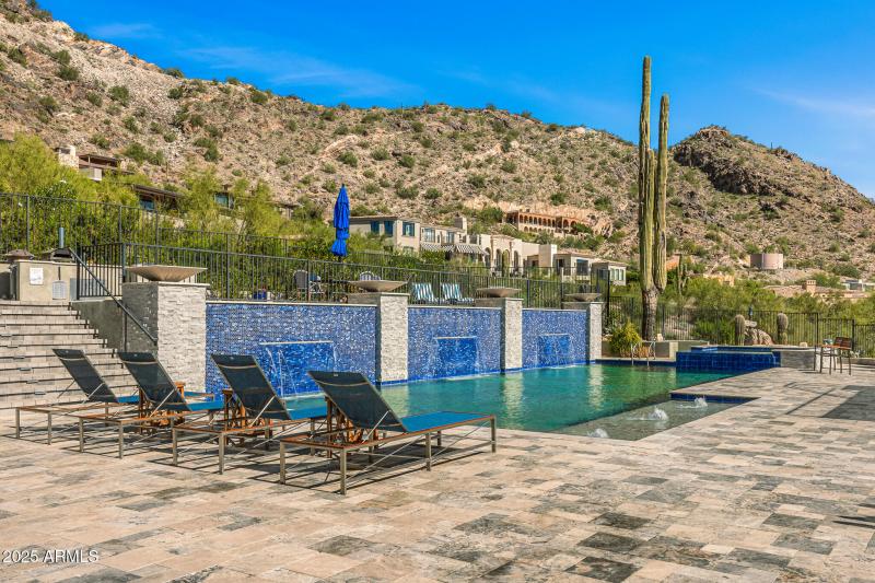 37pool and spa lounge