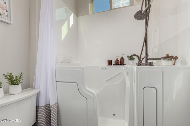 Bath 2 Safe Step walk in tub