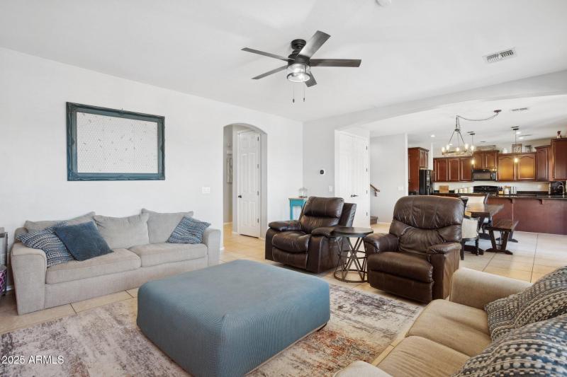 5-web-or-mls-30522-n-rebecca-ln