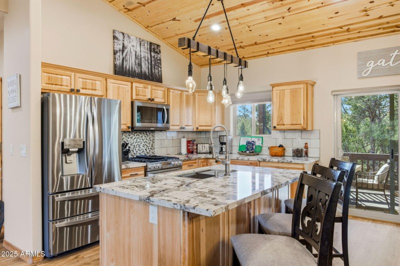 1579GreentreeCir-HeberOvergaard-AZ-11