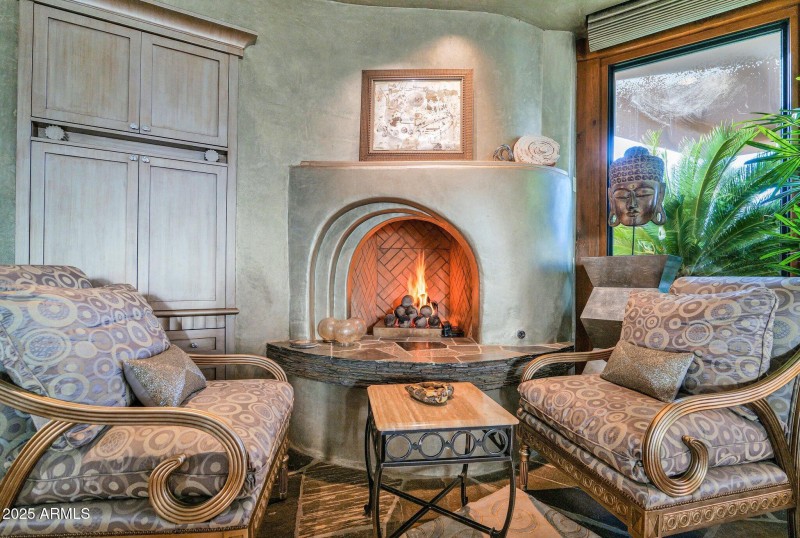 Primary fireplace seating