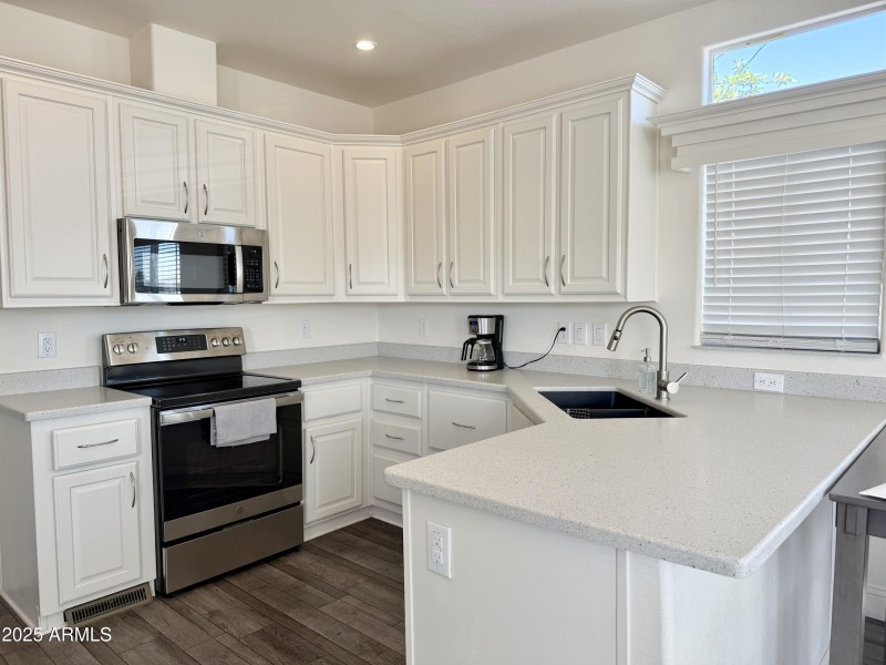 7750 E. Broadway Rd. #734