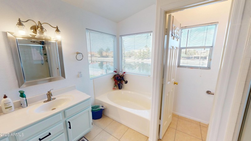 7804-W-Julie-Dr-11122025_172808