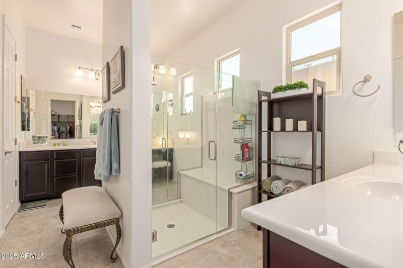 Wow! It's a "walk thru" shower