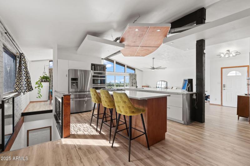 306 W Camino Vista, Phoenix 8502