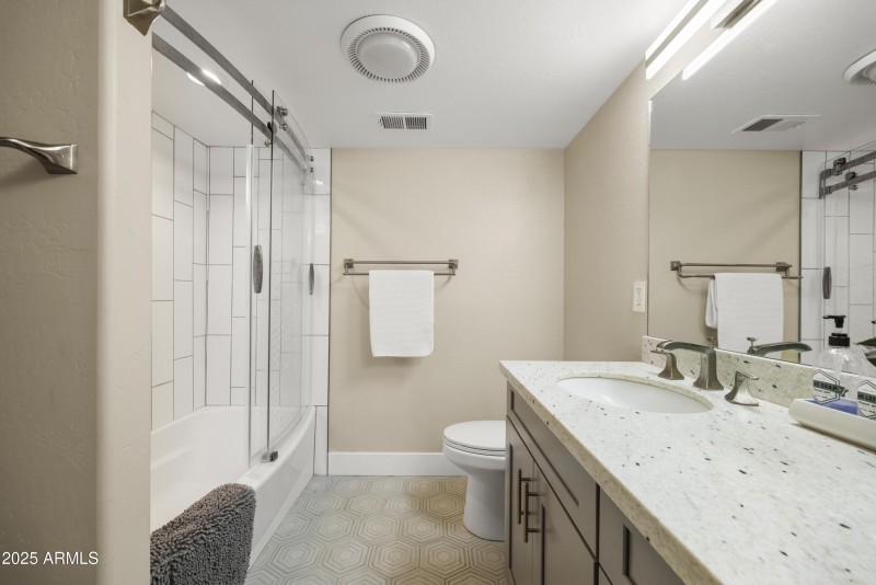 Guest House Bathroom