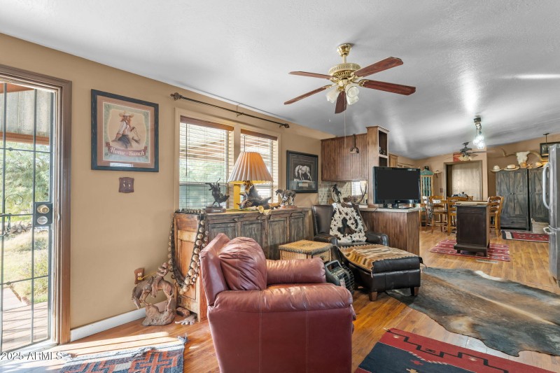 16-web-or-mls-DSC07983