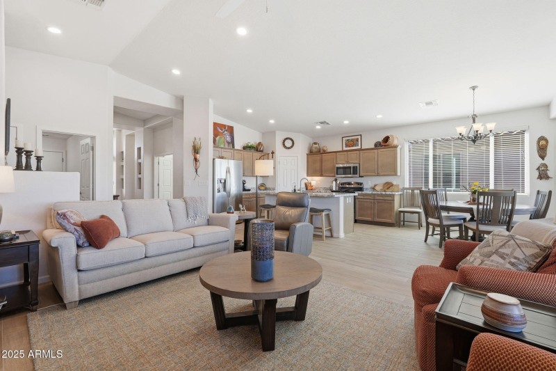 11-web-or-mls-017_ListerPros