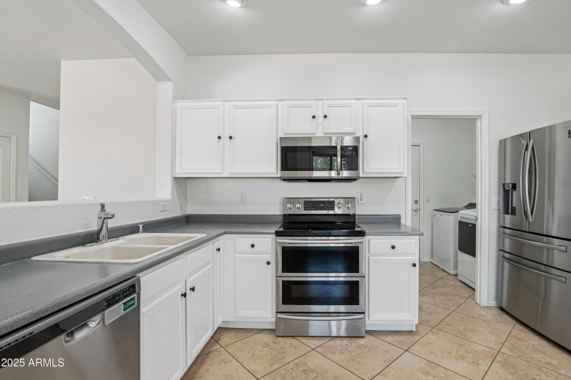 13-print-N Bobcat Way-S1311-013