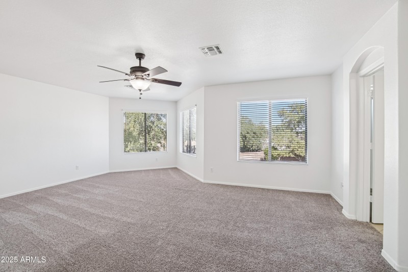 16-print-N Bobcat Way-S1311-016