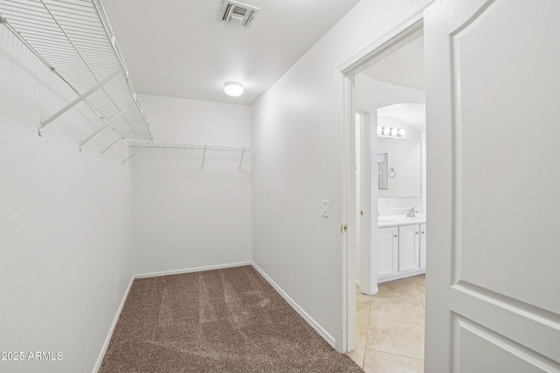 21-print-N Bobcat Way-S1311-021