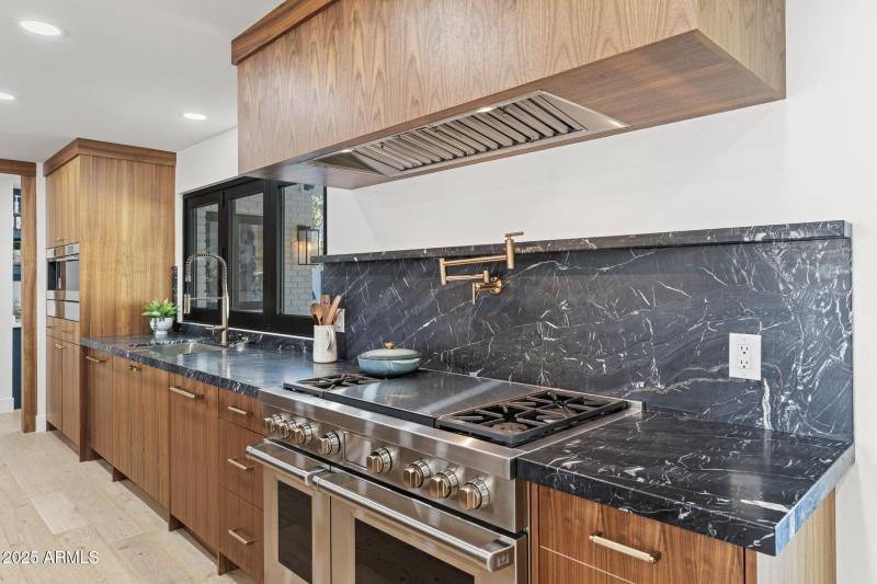 Wolf 48" Range w/ Double Griddle