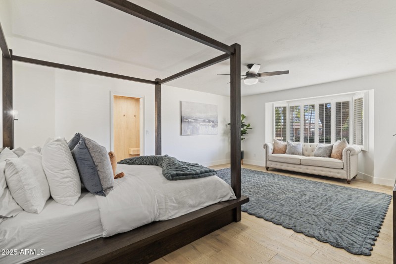 Owner's Suite with Sitting Area