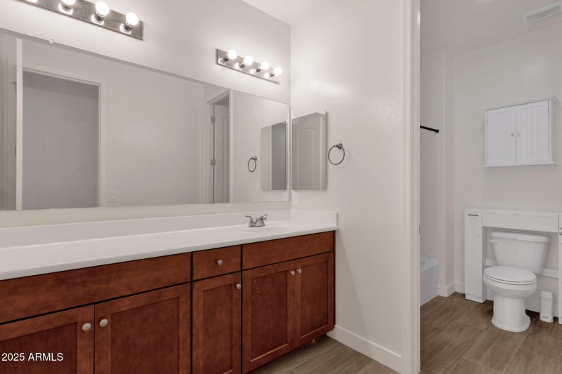 31-web-or-mls-15360-w-corrine-dr