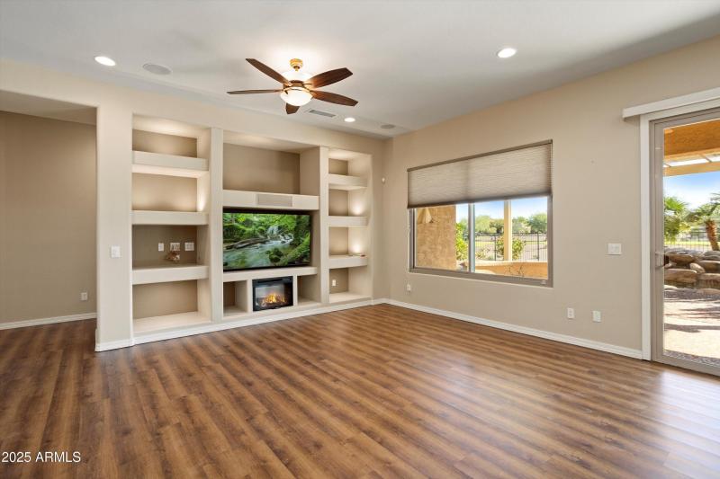 09-20493 N 264th Ave