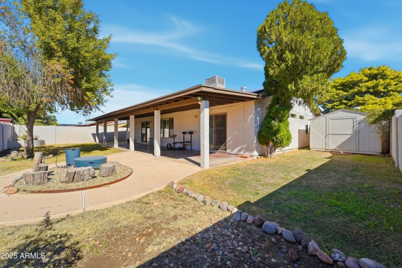 32-029-rear-exterior