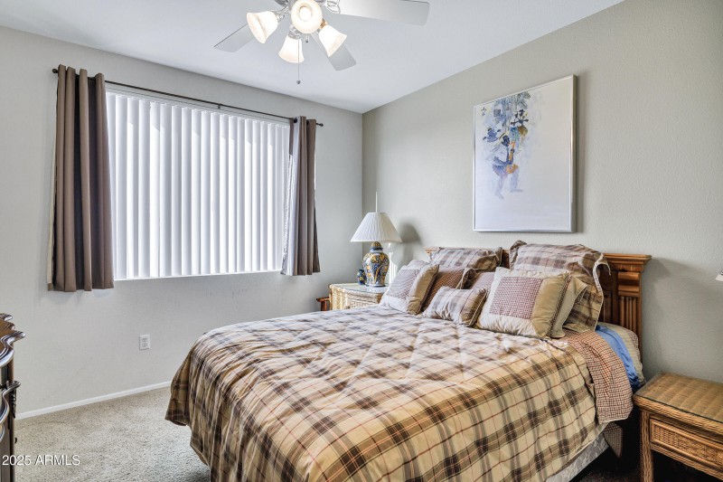 16013 S Desert Foothills Pkwy apt 2117-1