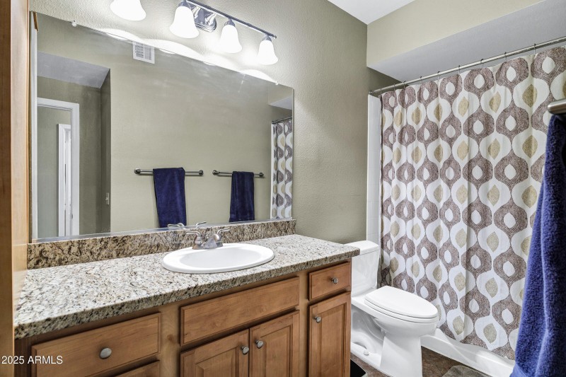 16013 S Desert Foothills Pkwy apt 2117-1