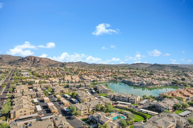 16013 S Desert Foothills Pkwy apt 2117-2