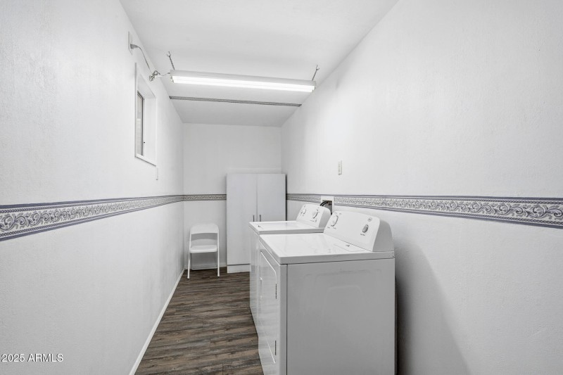 010__111 S Greenfield Rd unit 724