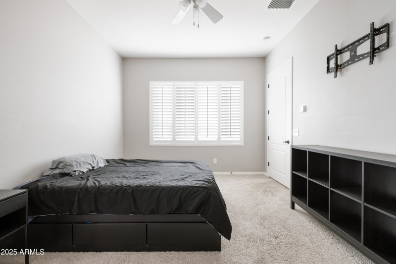 Primary_Bedroom_Photo_3