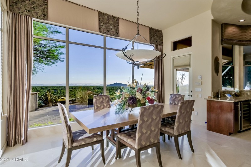 Dining with forever views