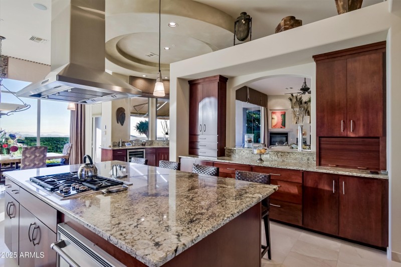 Spacious kitchen island