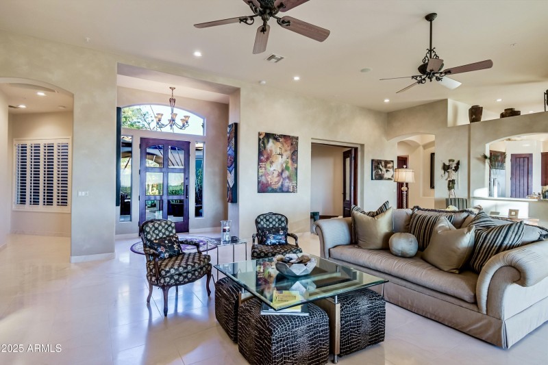 Open/bright living concept