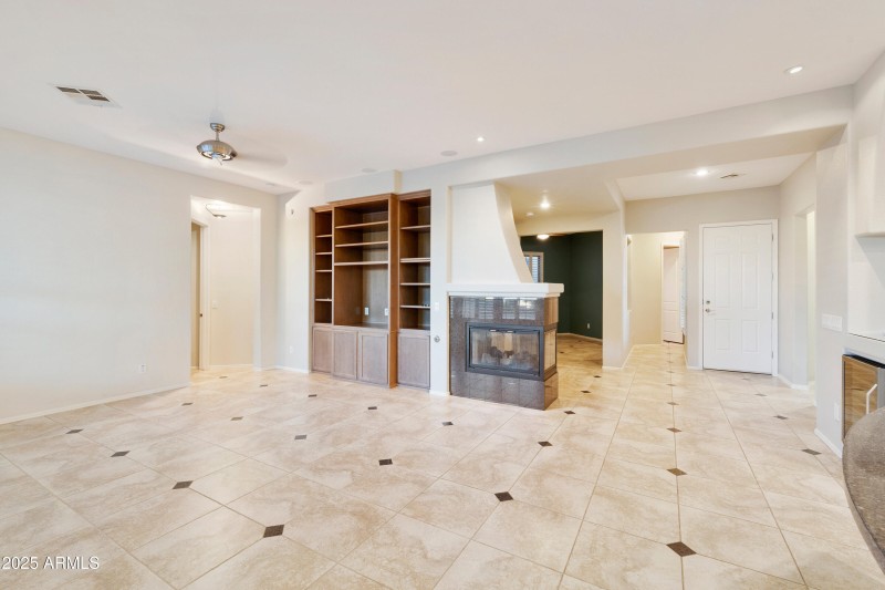 4460 E Carob Dr Gilbert AZ-print-015-048