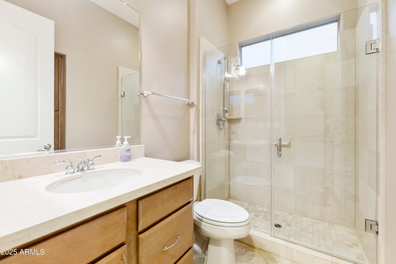 4460 E Carob Dr Gilbert AZ-print-025-038