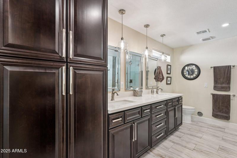 31-web-or-mls-N 109th Ave-S1511-031