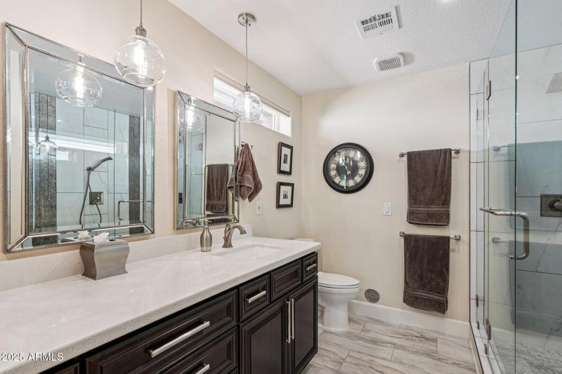 33-web-or-mls-N 109th Ave-S1511-033