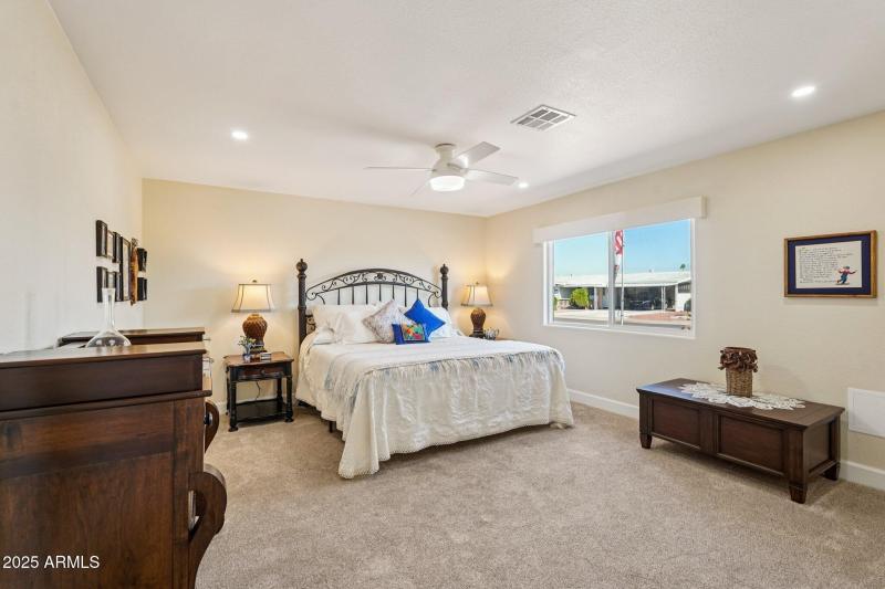 36-web-or-mls-N 109th Ave-S1511-036