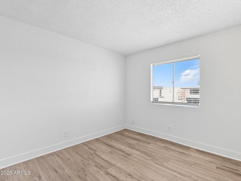 20-web-or-mls-Moreland-20