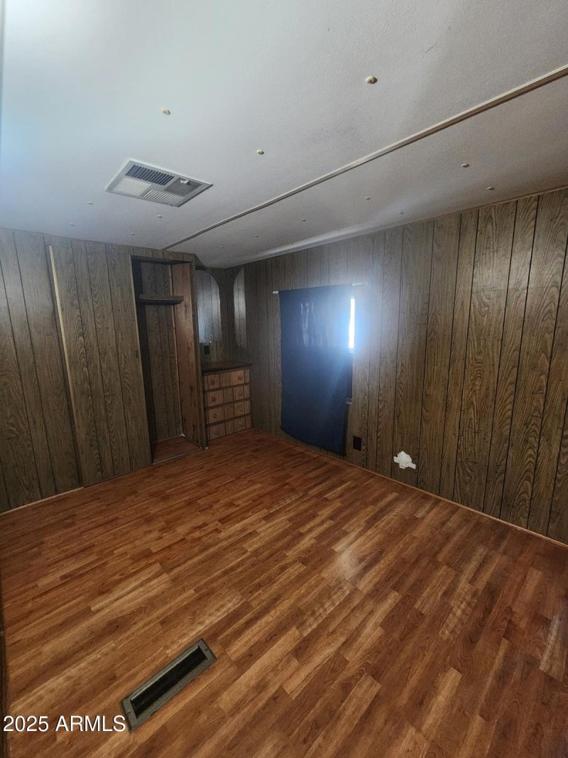 90279e89-c176-442f-a961-890564a0bcdb (1)