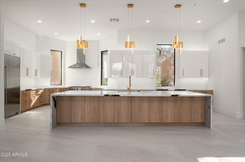 15-12816ETurquoiseAve-15