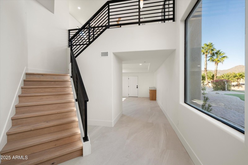 45-12816ETurquoiseAve-45