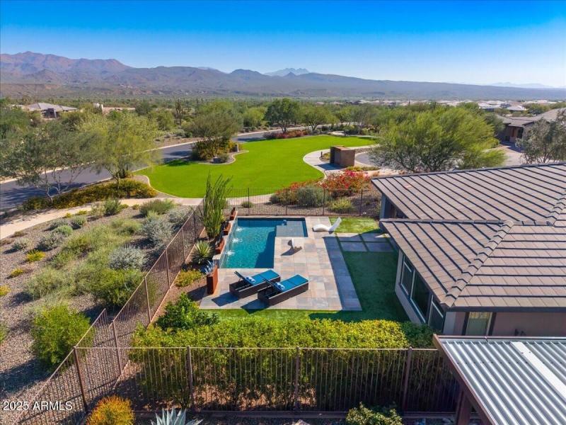 001_35Aerial View (7)