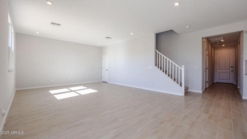 11_Rancho-Vista_Century-Communities_Surp